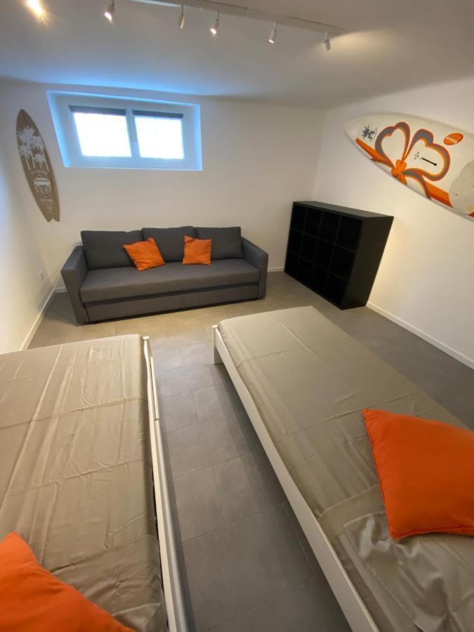 Appartement Rez De Villa Proche Port Et Plages De Sanary Exterior photo