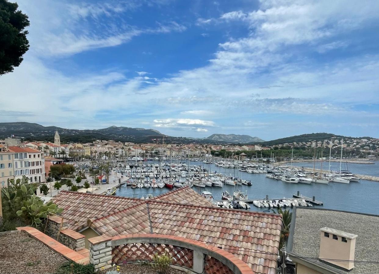 Appartement Rez De Villa Proche Port Et Plages De Sanary Exterior photo